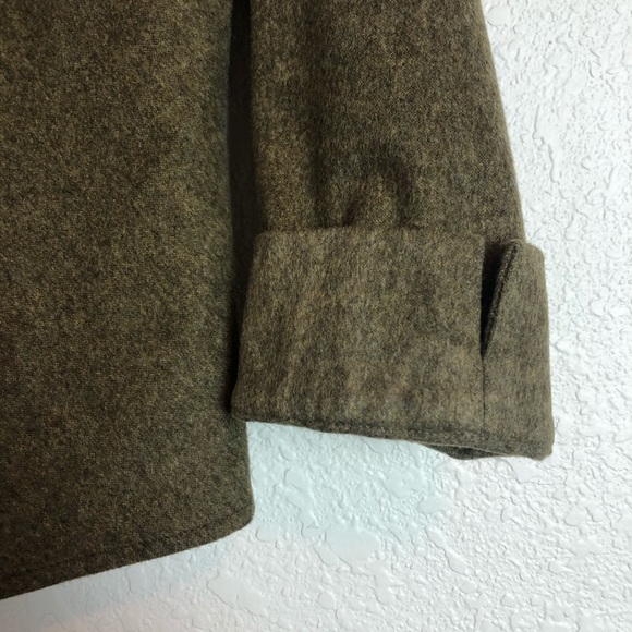 ๐ Banana Republic ๐ 100% Wool Blazer & Skirt Set - Picture 4 of 14